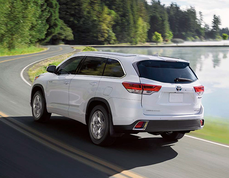 2019 Toyota Highlander Hybrid Atoyota Built For The Family Adventure 2019 Toyota Highlander Hybrid