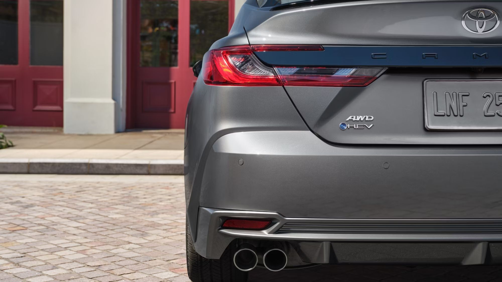 Toyota Camry 2024 | BuyaToyota.com, image size:2000x1124